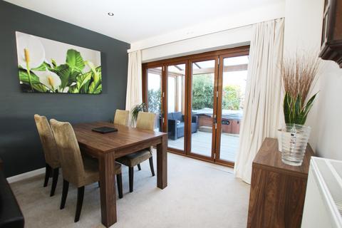 34 Beaufort Drive, Barton Seagrave, Kettering, NN15 6SF