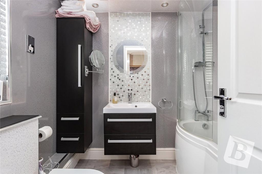 Ensuite Bathroom