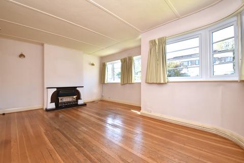 16 Ravensmead Road, Bromley, BR2 0BT
