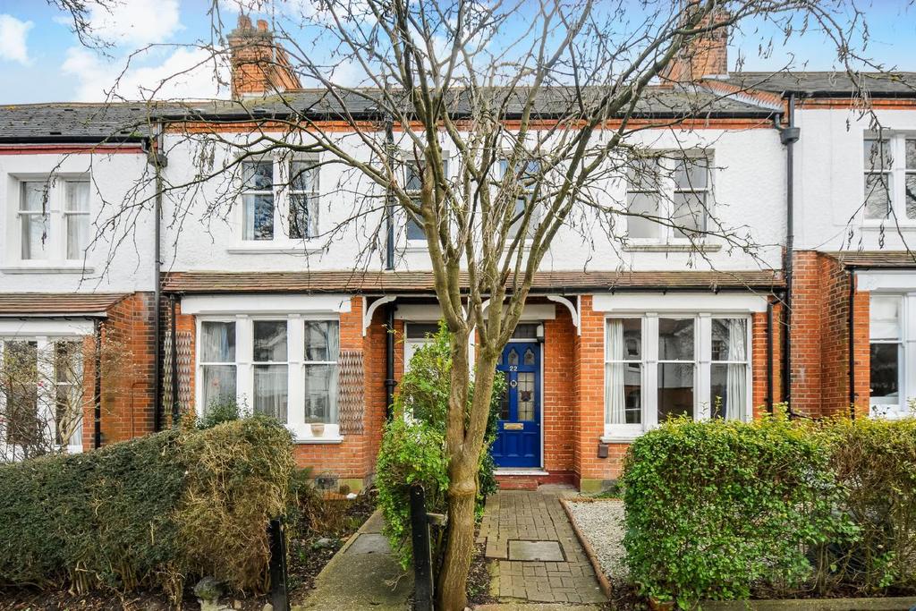 Woodfield Crescent, Ealing, W5 4 bed terraced house £899,950