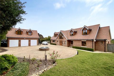 4 bedroom detached house for sale, Belbins, Romsey, Hampshire