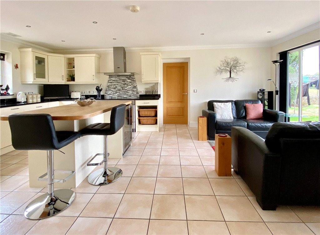 Kitchen/Family Room