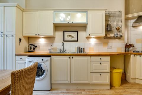 0/1, 3 Doune Quadrant, Glasgow, G20 6DN