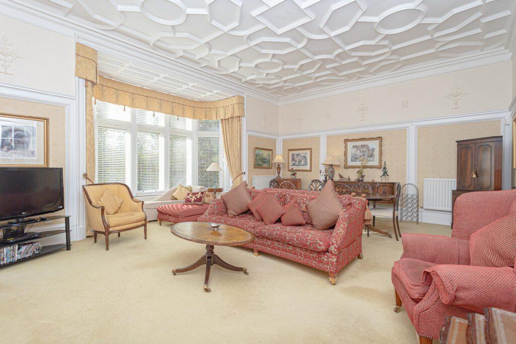 Springwood Avenue, Stirling, FK8 1 bed apartment £205,000