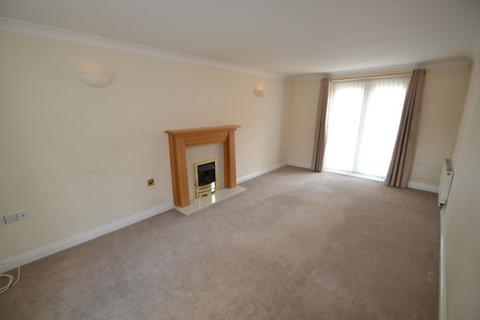 3 bedroom semi-detached house to rent, Hawks Drive, Tiverton, Devon, EX16