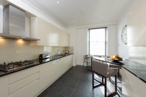 4 bedroom apartment to rent, Prince of Wales Terrace, Kensington, London, W8