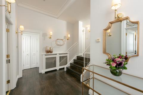 4 bedroom apartment to rent, Prince of Wales Terrace, Kensington, London, W8