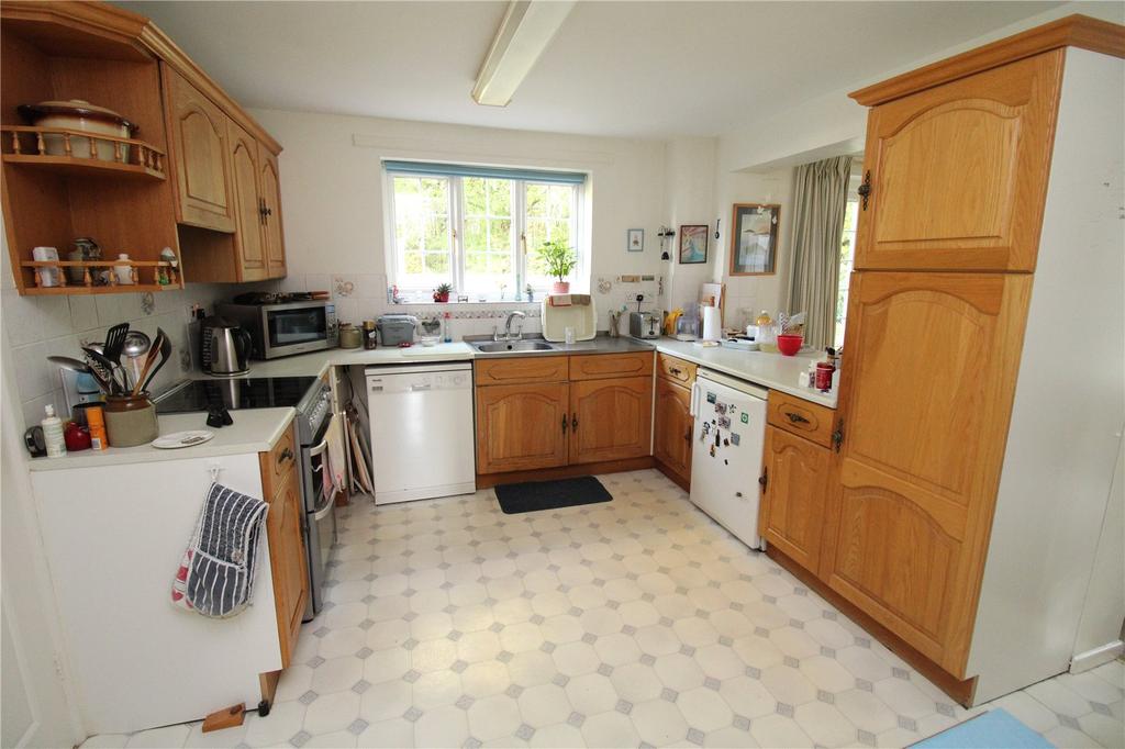 Carlton Gate, Broome Manor, Swindon, Wiltshire, SN3 4 bed detached