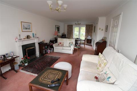 18 Carlton Gate, Broome Manor, Swindon, SN3 1NF