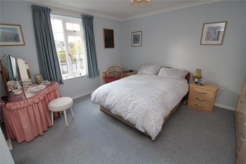 18 Carlton Gate, Broome Manor, Swindon, SN3 1NF
