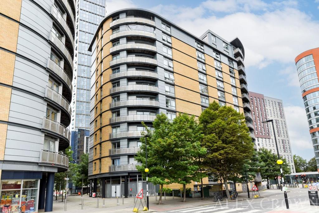 Trentham Court, Victoria Road, North Acton 1 bed flat £325,000