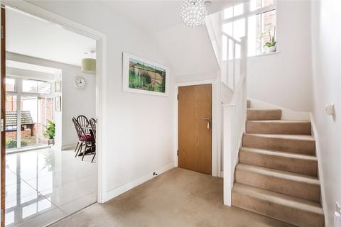 3 Eden View, Edenbridge, TN8 5FE