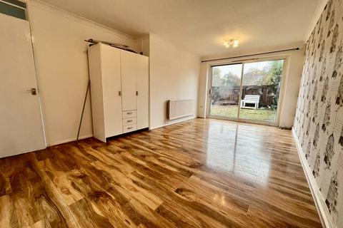 3 bedroom terraced house for sale - Willonholt, Peterborough, PE3
