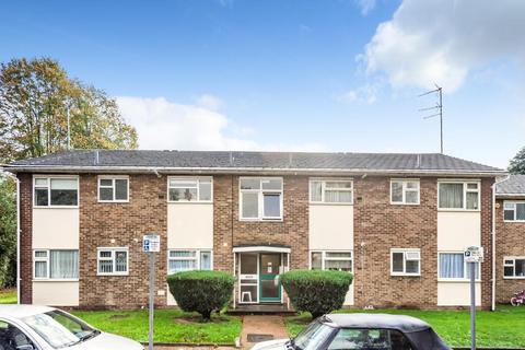 10 Temple Close, London, N3 3SB