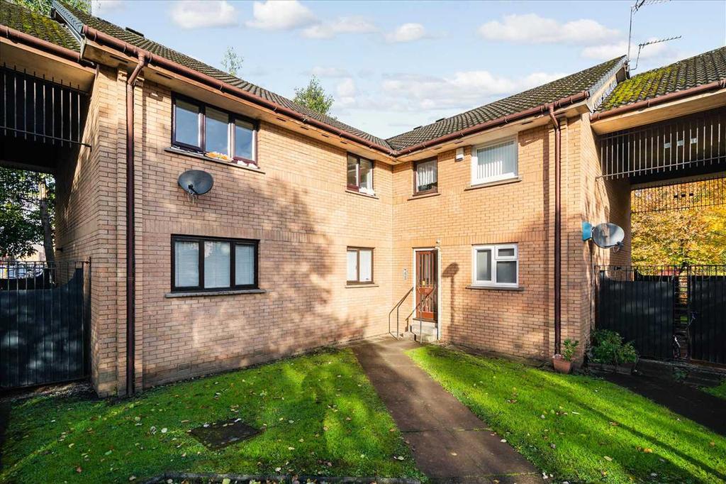 Robson Grove, Govanhill, Flat 0/3, GLASGOW 1 bed apartment £80,000