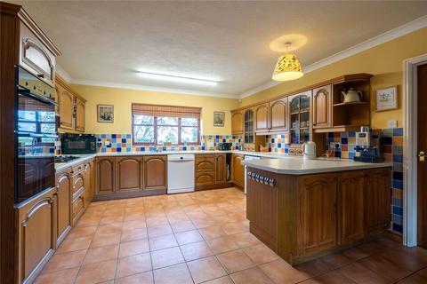 5 bedroom detached house for sale, Upper Welland Road, Malvern, Worcestershire, WR14