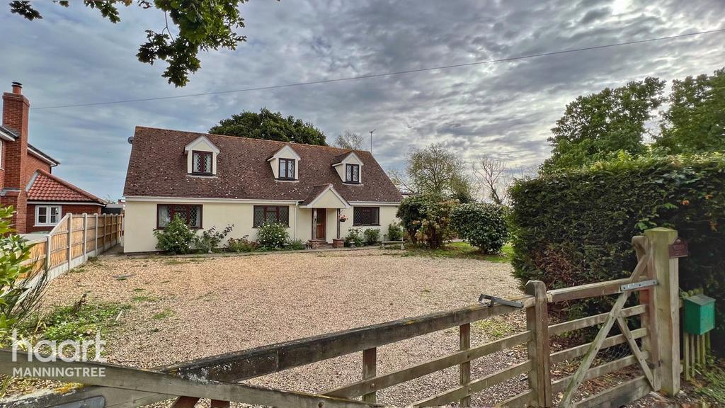 Cansey Lane, Bradfield, Manningtree, Essex 4 bed detached house for