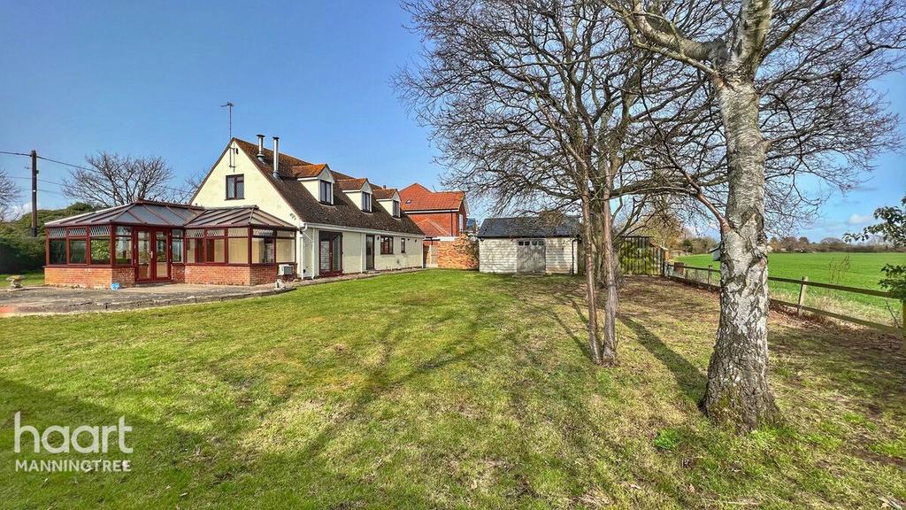 Cansey Lane, Bradfield, Manningtree, Essex 4 bed detached house for