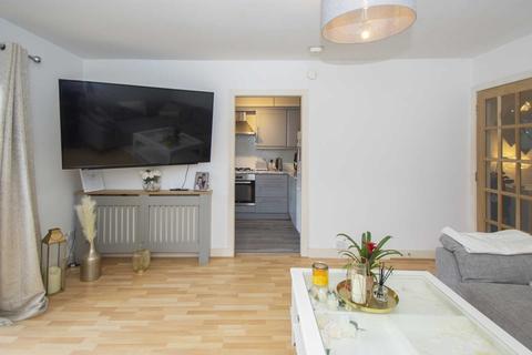 2 bedroom flat for sale - Bridgend, Stewarton