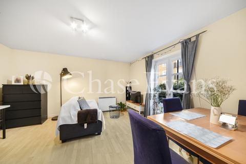 140 Langbourne Place, London, E14 3WW