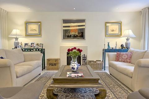 5 bedroom detached house for sale - Court Road, Maidenhead, Berkshire, SL6