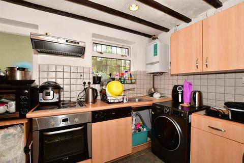 21 Colescroft Hill, Purley, CR8 4BB