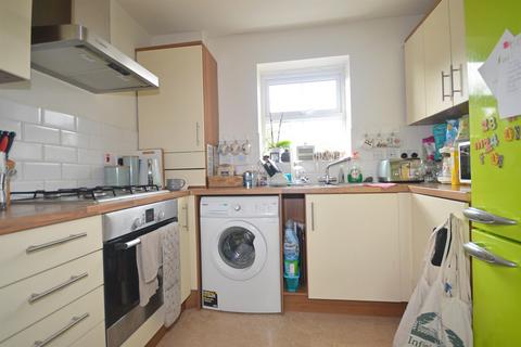 2 bedroom flat to rent, Riverside, Codmore Hill, Pulborough, RH20