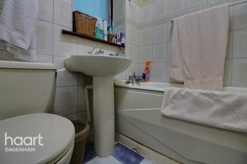 2 Aconbury Road, Dagenham, RM9 4RD