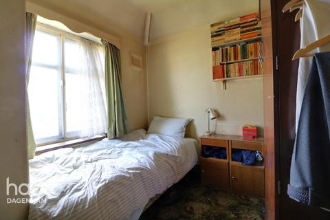 2 Aconbury Road, Dagenham, RM9 4RD