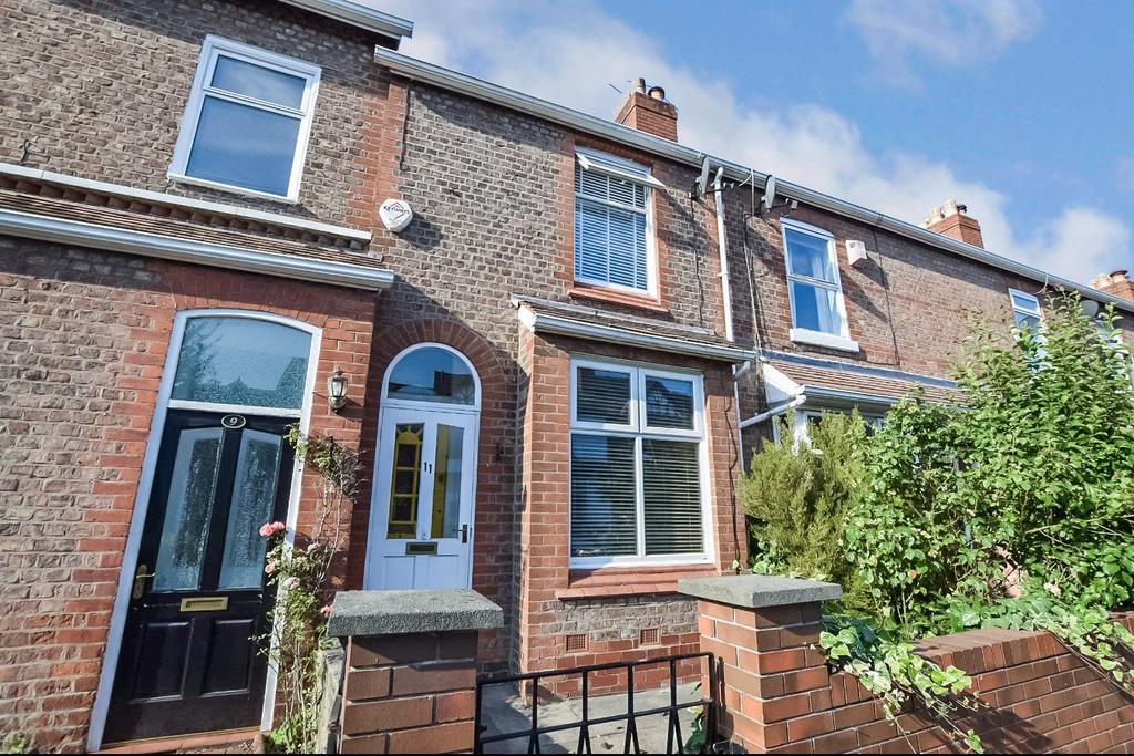 Stamford Park Road, Hale, Cheshire, WA15 2 bed terraced house £1,150