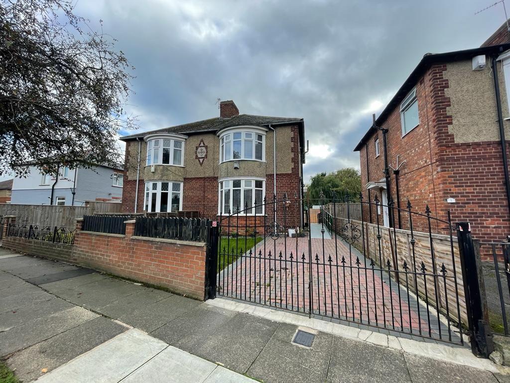 Kensington Gardens, Darlington, DL1 2 bed semidetached house £650
