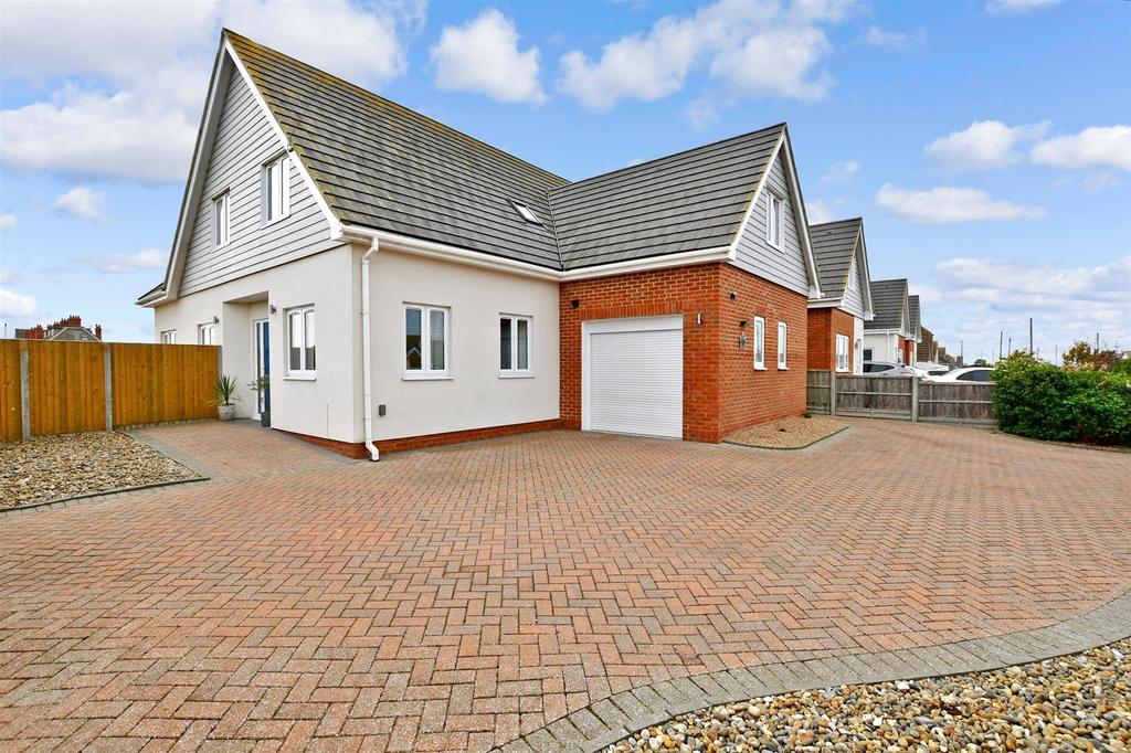 Taylor Road, LyddOnSea, Romney Marsh, Kent 4 bed bungalow for sale
