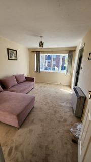 1 bedroom flat to rent, Common Road, Slough SL3