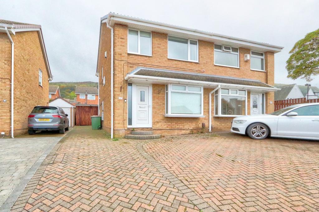 Meadowgate, EstonUnderNab, TS6 3 bed semidetached house £130,000