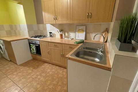 63 Elmer Gardens, Isleworth, TW7 6EZ