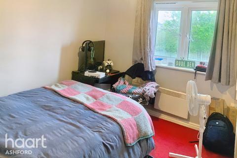 2 bedroom flat for sale - Galloway Drive, Ashford