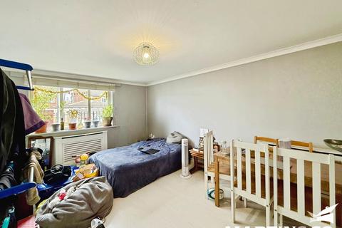1 bedroom apartment to rent, Chiltern Close, Chelmsford