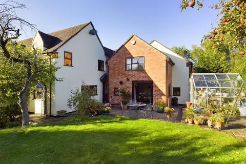 5 bedroom detached house for sale, Woodhouses, Yoxall