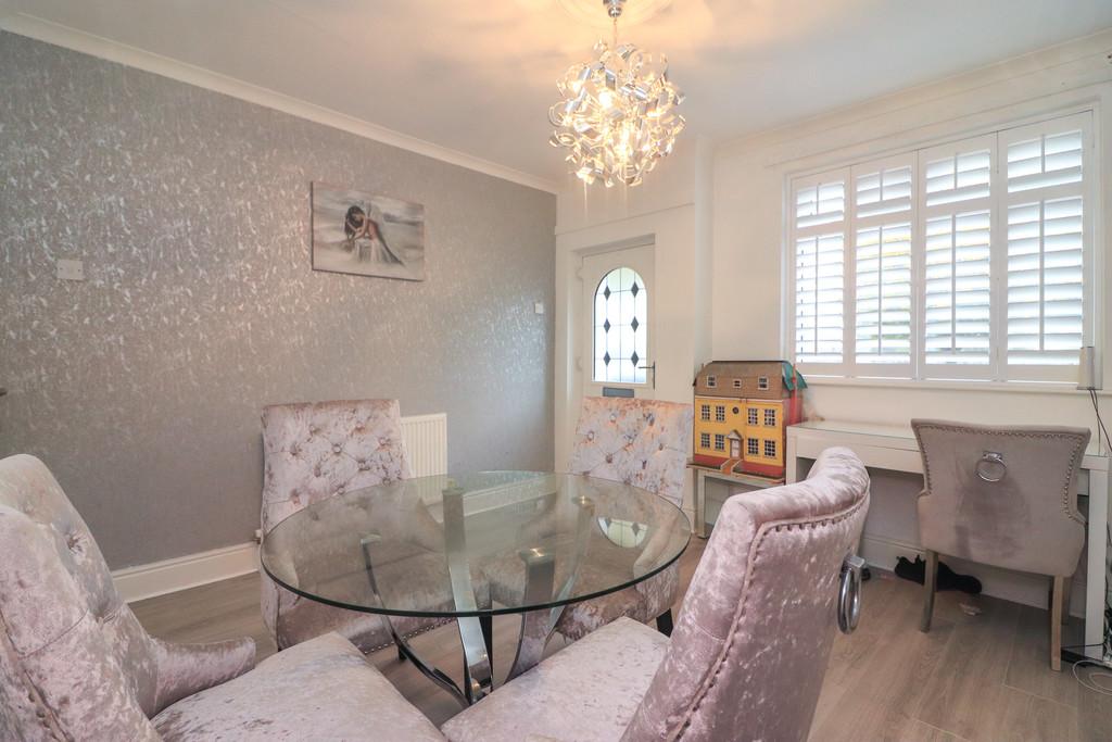 Coronation Street, Tamworth 2 bed terraced house for sale £210,000