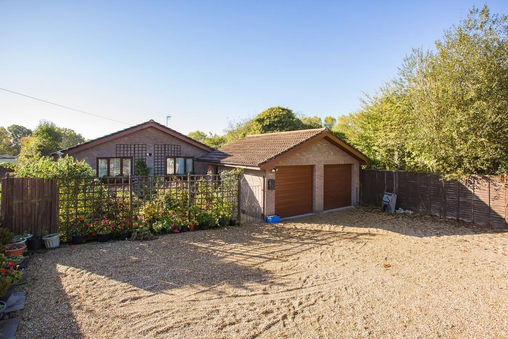 Horebeech Lane, Horam, Heathfield 4 bed detached bungalow for sale £