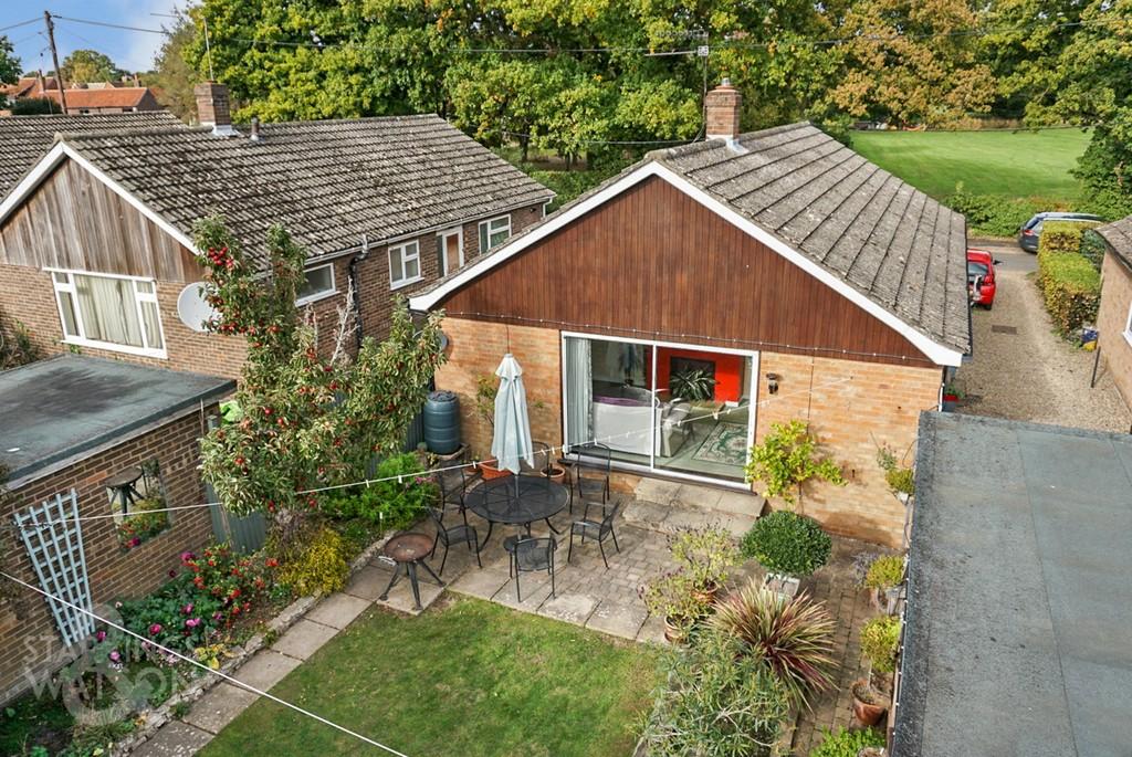 Post Office Road, Little Plumstead, Norwich 2 bed detached bungalow for