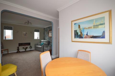 4 Broughton Close, Bournemouth, BH10 6JB