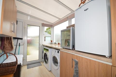 4 Broughton Close, Bournemouth, BH10 6JB