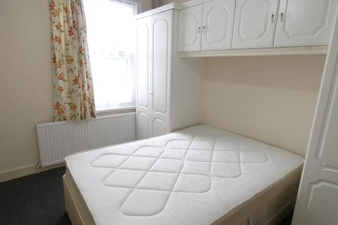 5 Gordon Road, Hounslow, TW3 1XP