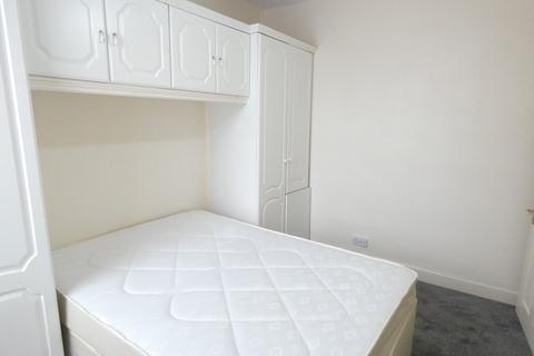 5 Gordon Road, Hounslow, TW3 1XP