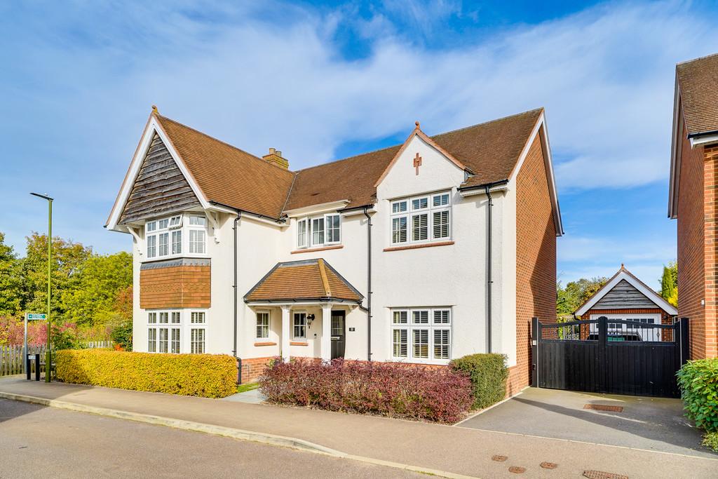 Ivy Lane, Royston 4 bed detached house for sale £875,000