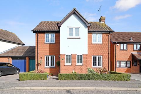114 Pollards Green, Chelmsford, CM2 6UL