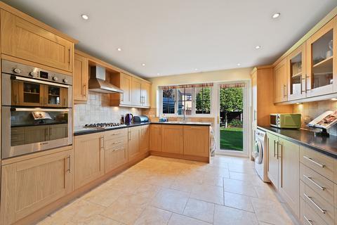 114 Pollards Green, Chelmsford, CM2 6UL