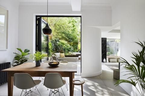 Flat 1, 111 Crouch Hill, London, N8 9RD