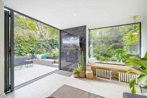 Flat 1, 111 Crouch Hill, London, N8 9RD